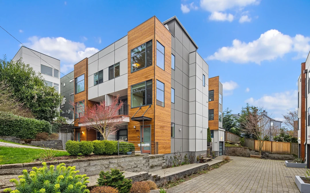Modern Queen Anne Living – 3 Bedroom Townhome